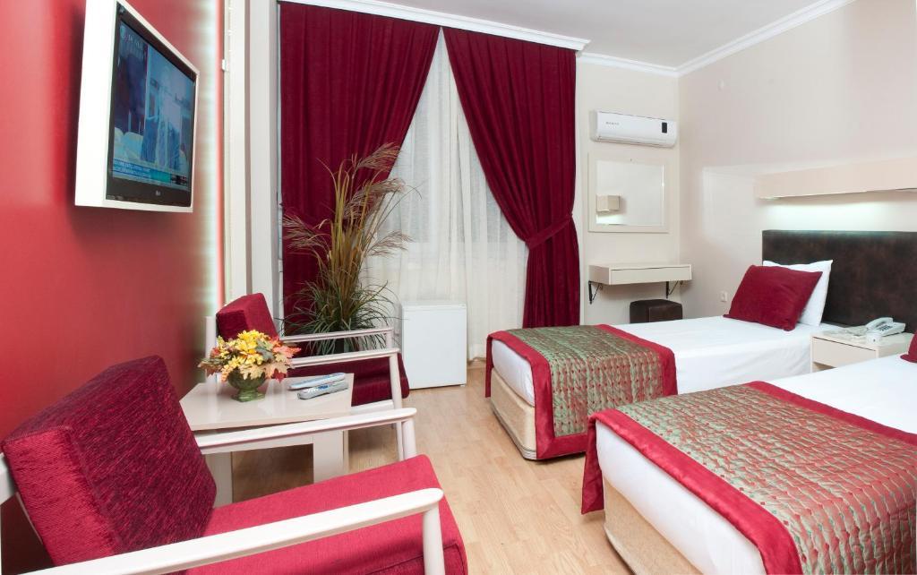Egemen Hotel Μερσίνη Δωμάτιο φωτογραφία